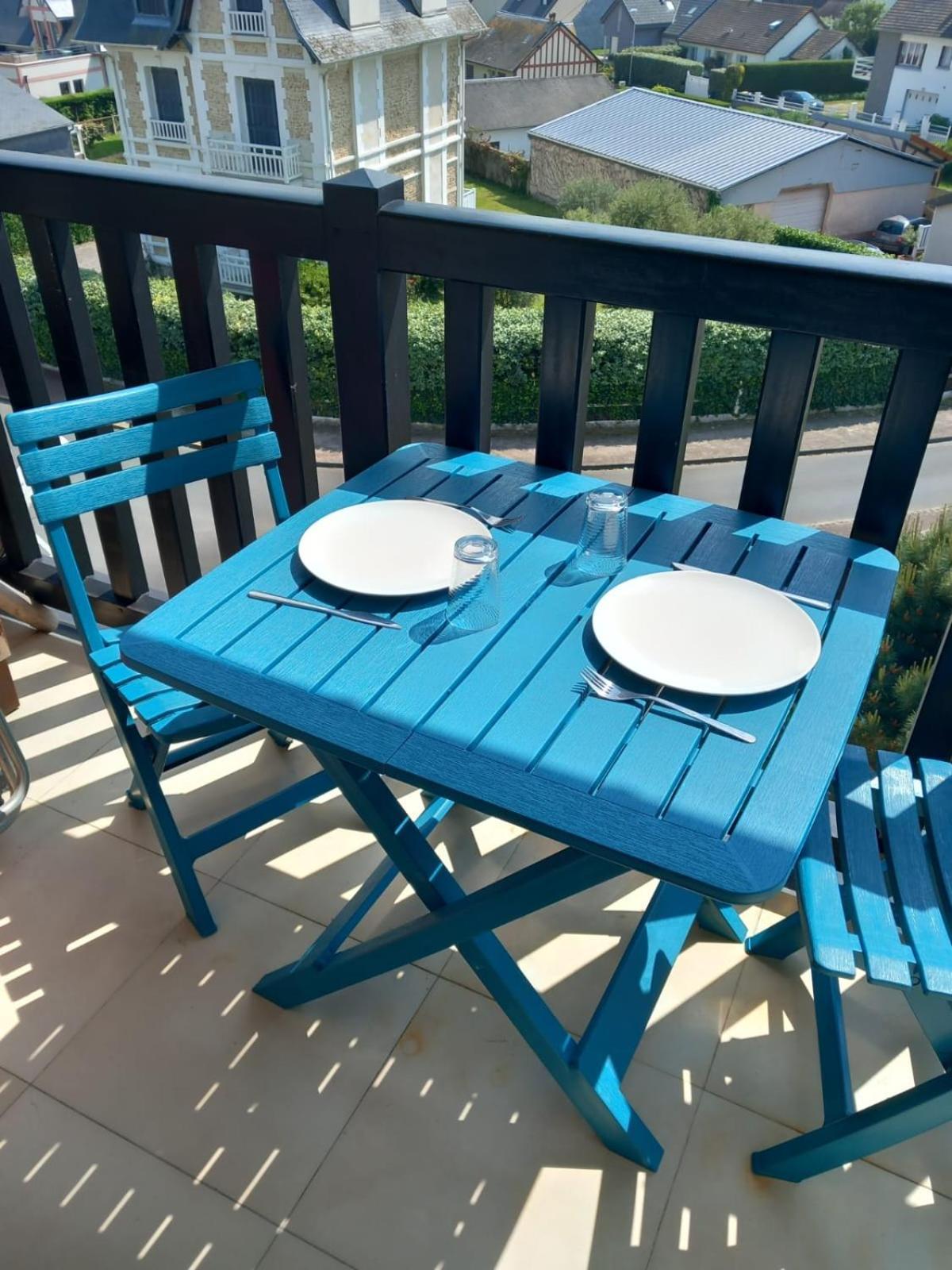 M2M Studio Magnifique Vue Mer - Avec Balcon - Les Pieds Dans L Eau! Blonville-sur-Mer Exterior photo